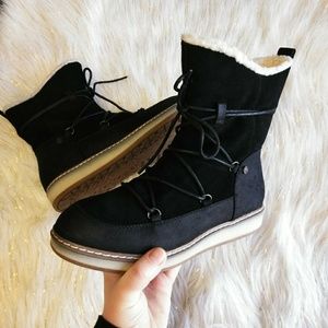 🌟White Mountain Faux Fur Winter Boots